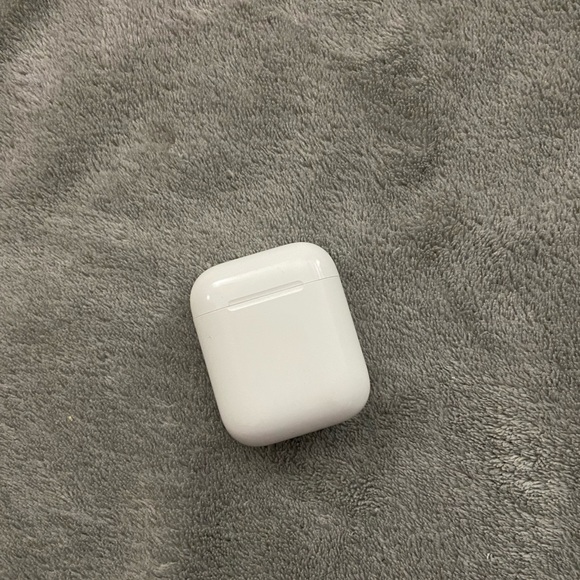 Apple airpods 2nd generation